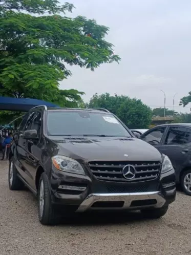 Mercedes-Benz 350