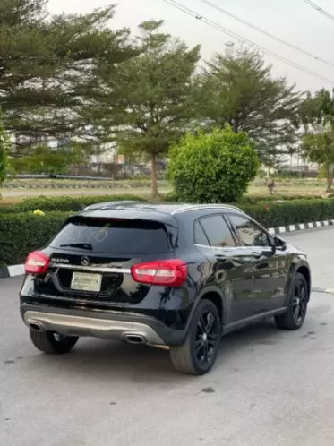 Mercedes-Benz GLA 250