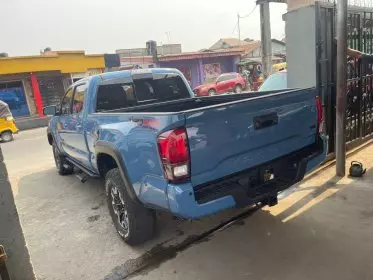 Toyota Tacoma