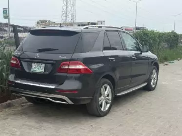 Mercedes-Benz ML 350