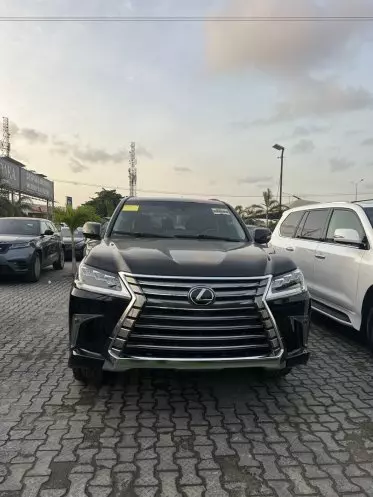 Lexus LX 570
