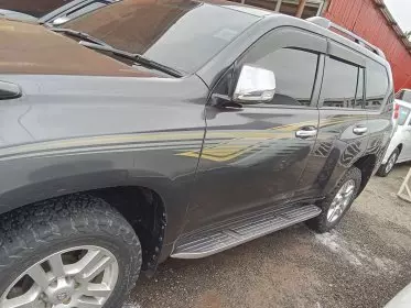 Toyota Land Cruiser Prado TX L