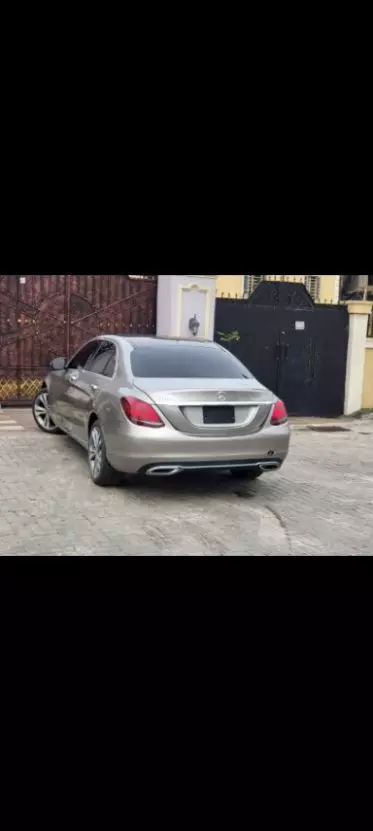 Mercedes-Benz C 300