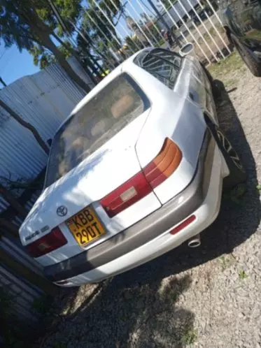 Toyota Premio 