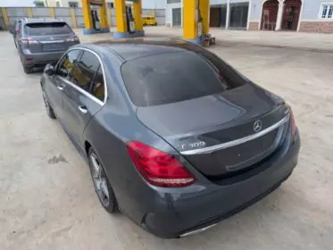 Mercedes-Benz C 300