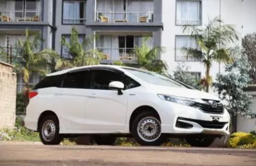 Honda Fit shuttle 