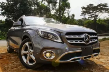 Mercedes-Benz GLA 220