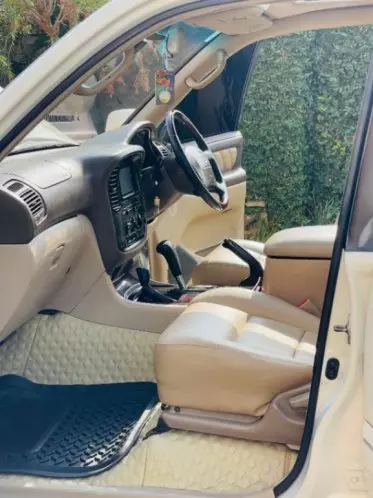 Toyota Landcruiser 300