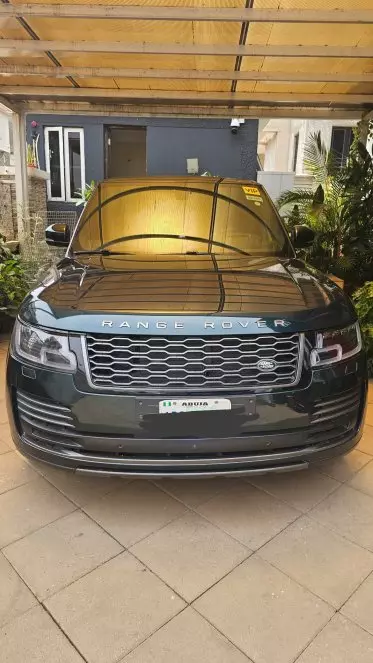 RANGE ROVER Autobiography