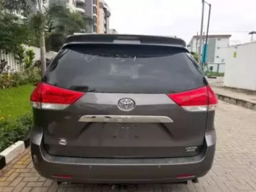 Toyota Sienna
