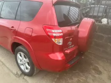 Toyota RAV 4