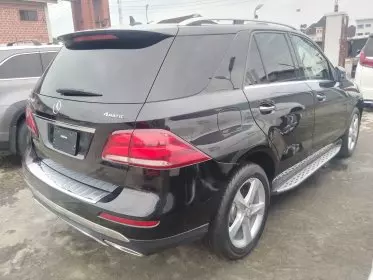 Mercedes-Benz GLE 350