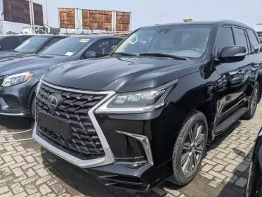 Lexus LX 570