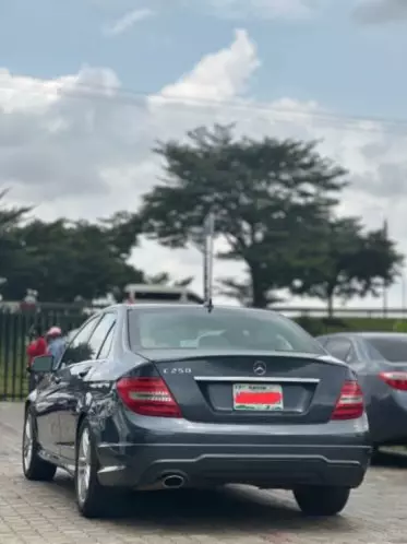 Mercedes-Benz C 250