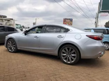 Mazda Atenza 