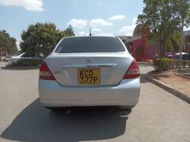 Nissan Tiida
