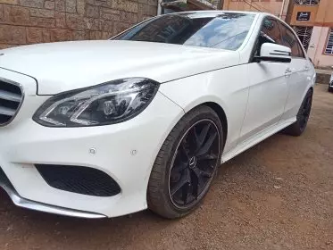 Mercedes-Benz E 250