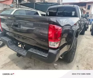 Toyota Tacoma