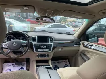 Mercedes-Benz ML 350