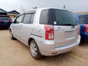 Toyota Raum