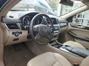 Mercedes-Benz ML 350