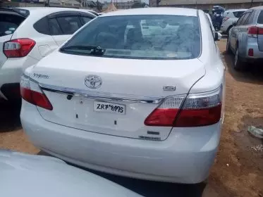 Toyota Premio