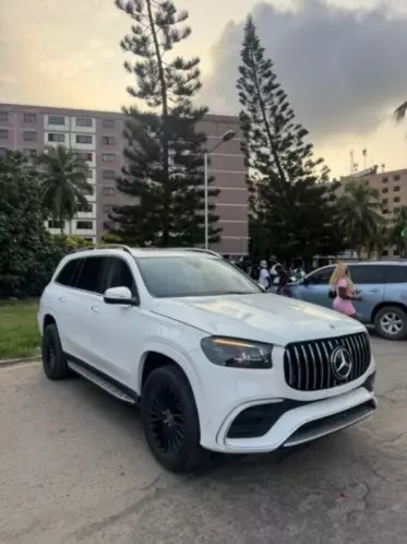 Mercedes-Benz GLS 450