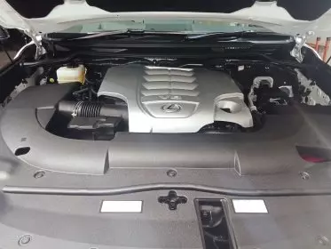 Lexus LX 570