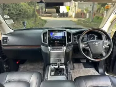 Toyota Landcruiser ZX