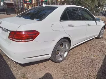 Mercedes-Benz E 350