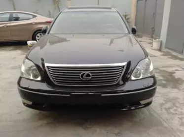 Lexus LS 430