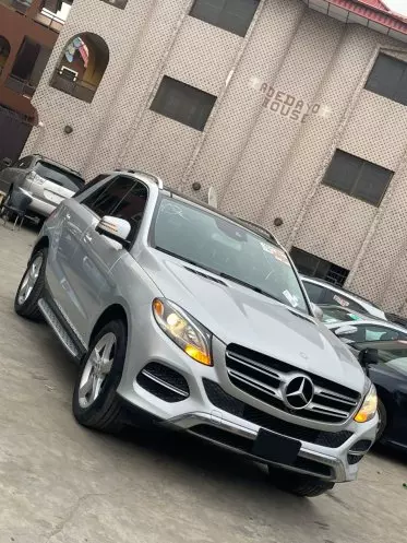 Mercedes-Benz GLE 350