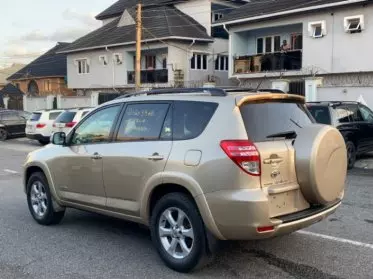 Toyota RAV 4