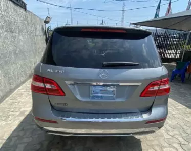 Mercedes-Benz ML 350