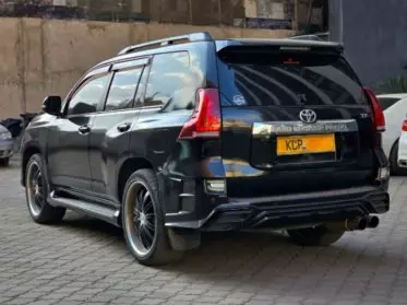 Toyota Landcruiser Prado