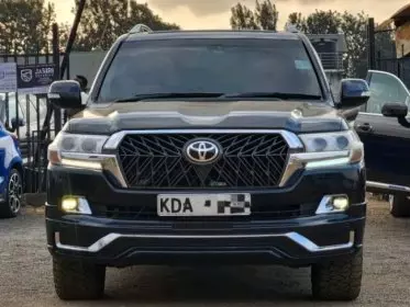 Toyota Landcruiser  V8