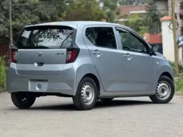 Daihatsu Mira 