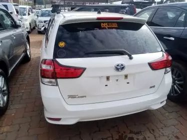 Toyota Fielder hybrid