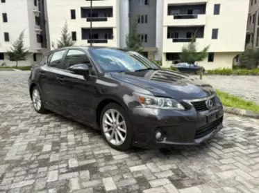 Lexus CT 200h