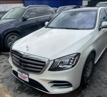 Mercedes-Benz S 550
