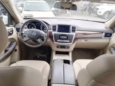 Mercedes-Benz ML 350