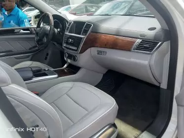 Mercedes-Benz GL 550