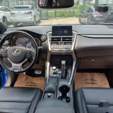 Lexus NX 200