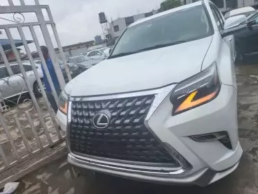 Lexus GS 460