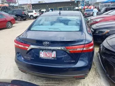 Toyota Avalon