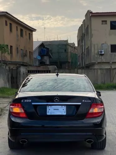 Mercedes-Benz C 300