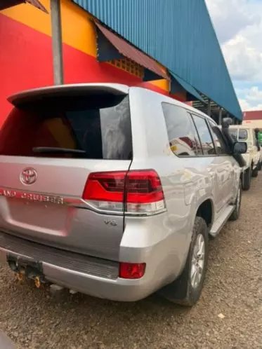 Toyota Landcruiser Vx V8