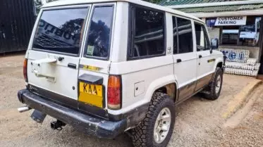 Isuzu Trooper