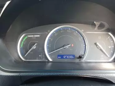 Toyota Noah Hybrid