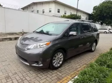 Toyota Sienna